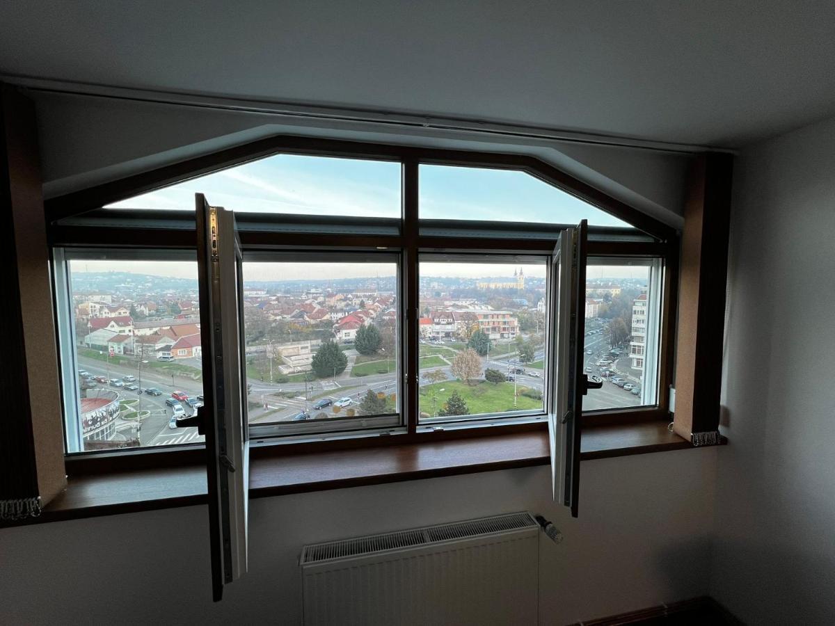 High Level Apart Oradea Free Reserved Parking Exterior foto