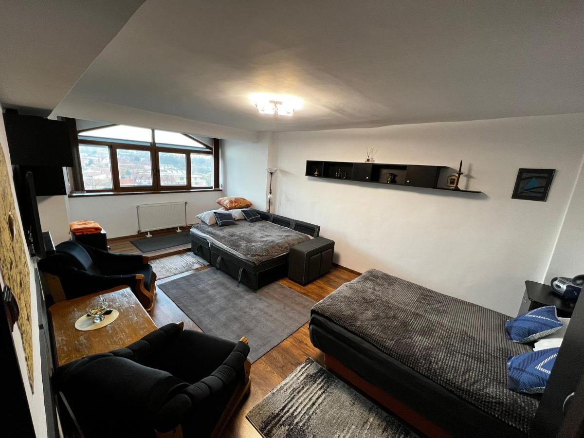High Level Apart Oradea Free Reserved Parking Exterior foto
