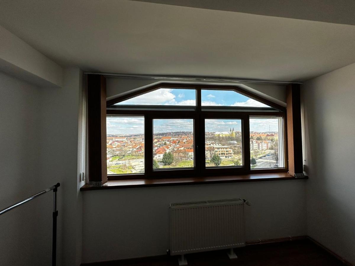High Level Apart Oradea Free Reserved Parking Exterior foto
